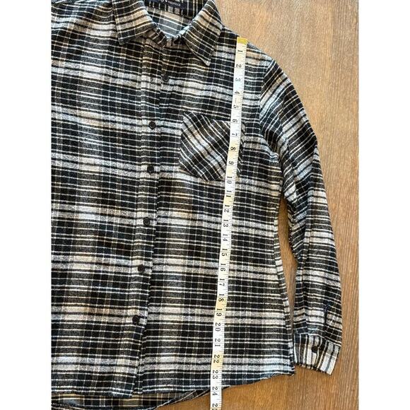 BRANDY MELVILLE black/white Flannel Button Down Shirt - Picture 9 of 9